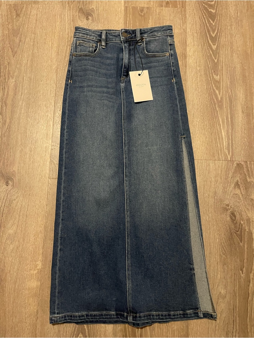 hidden Los Angeles size, small jean skirt with long slit new tags name is Peyton